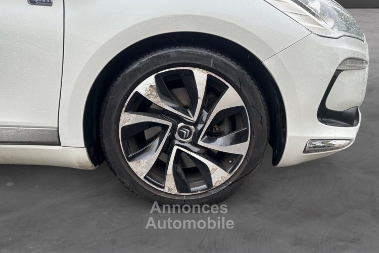 Citroen DS5 2.0 HDI 200 ch Hybrid4 Sport Chic BMP6 - <small></small> 11.990 € <small>TTC</small> - #26