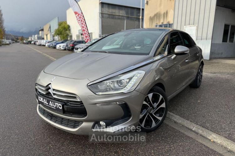 Citroen DS5 2.0 HDI 200 Hybrid4 So Chic - <small></small> 8.990 € <small>TTC</small> - #1