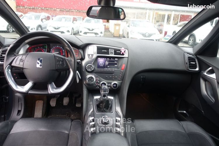 Citroen DS5 2.0 HDI160 SO CHIC - <small></small> 7.590 € <small>TTC</small> - #16