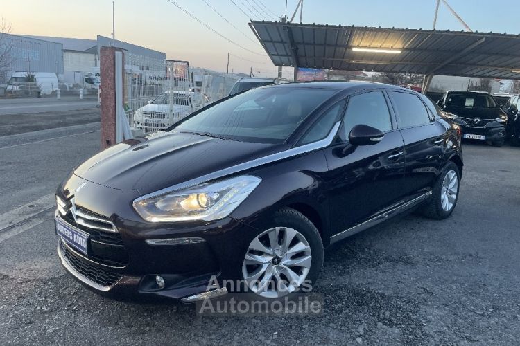 Citroen DS5 BlueHDi 120 SetS So Chic - <small></small> 13.990 € <small>TTC</small> - #1