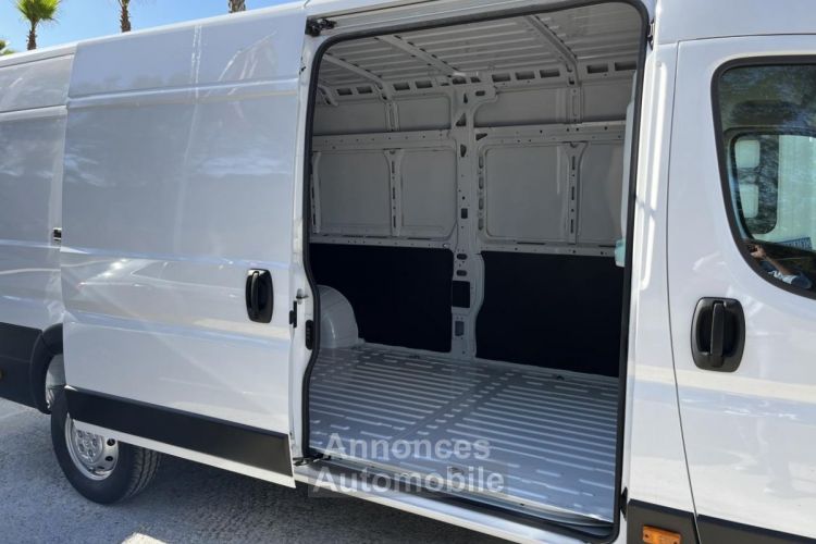 Citroen Jumper 3.5t L4H2 Maxi 2.2 BlueHDI S&S - 140 III FOURGON TOLE Fourgon Tolé 4-35 L4H2 PHAS - <small></small> 28.990 € <small></small> - #4