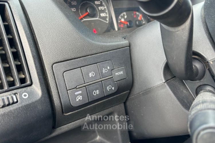 Citroen Jumper Citroën VU UTILITAIRE 2.0 BLUEHDI 130 ch L2H2 BUSINESS ATTELAGE - <small></small> 14.489 € <small>TTC</small> - #12