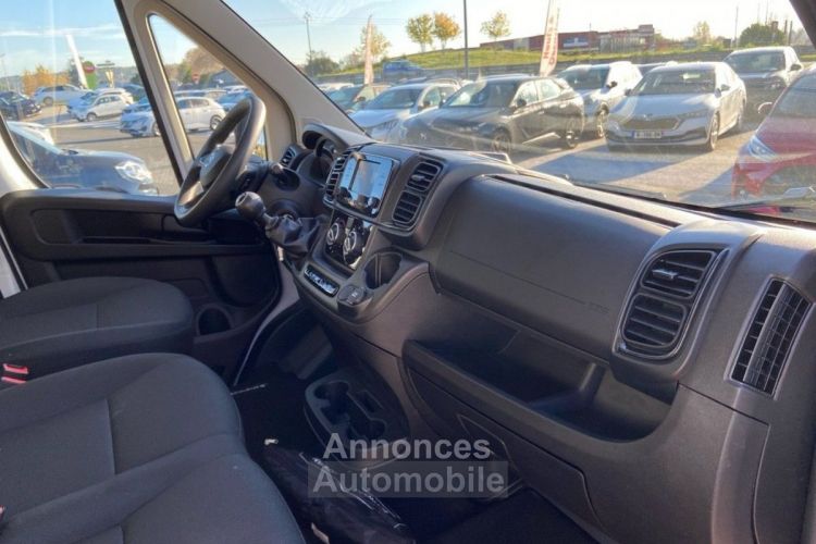 Citroen Jumper NEW 33 L2H2 2.2 BlueHDi 120 BV6 Clim Caméra Portes 270° Bluetooth - <small></small> 31.450 € <small>TTC</small> - #20