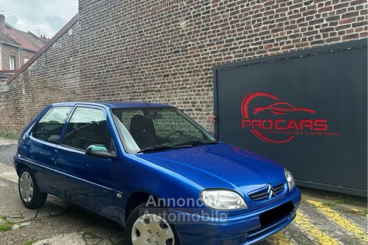 Citroen Saxo CITROËN 1,1i - <small></small> 2.990 € <small>TTC</small> - #1