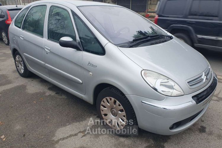 Citroen Xsara Picasso 2.0i 16v Exclusive BA - <small></small> 4.490 € <small>TTC</small> - #1