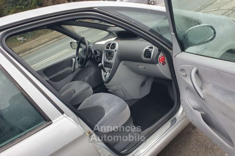 Citroen Xsara Picasso 2.0i 16v Exclusive BA - <small></small> 4.490 € <small>TTC</small> - #14