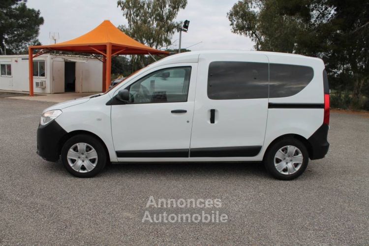 Dacia Dokker 1.5L DCI 75CV BTE 5VT PACK SILVER LINE 5 PORTES AVEC PORTES LATERALE 2018 ETAT PARFAIT GTIE 6 - <small></small> 13.890 € <small>TTC</small> - #54