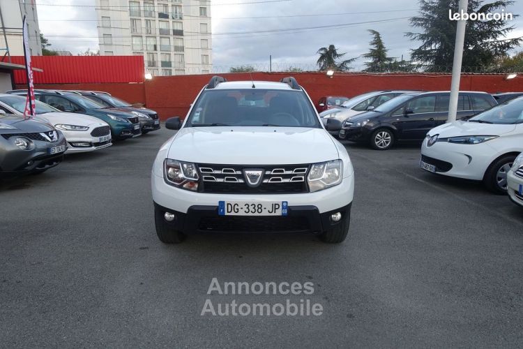 Dacia Duster 1.2 TCE 125CH LAUREATE 4X2 - <small></small> 8.990 € <small>TTC</small> - #1