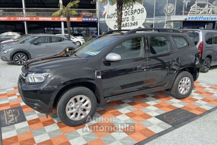 Dacia Duster 1.3 TCE 130 4X2 JOURNEY + GPS Caméra 360° CML SC - <small></small> 23.450 € <small>TTC</small> - #1