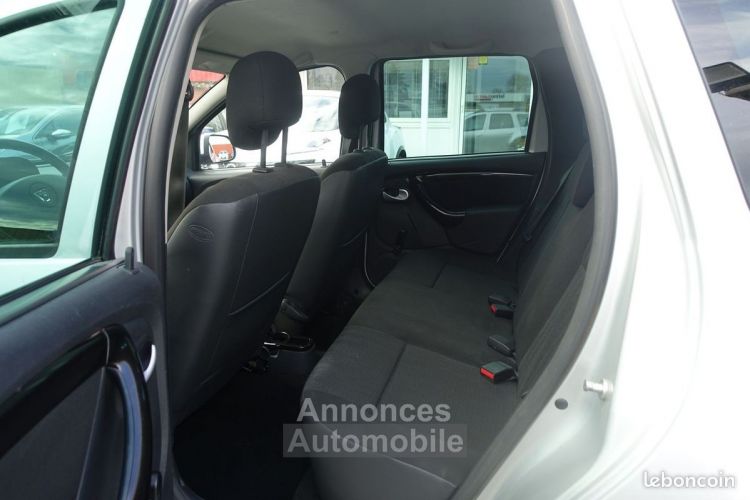 Dacia Duster 1.5 DCI 110CH FAP LAUREATE 4X4 - <small></small> 8.990 € <small>TTC</small> - #15