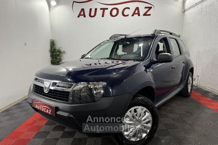 Dacia Duster 1.6 16v 105 4x4 Ambiance +ATTELAGE - <small></small> 9.990 € <small>TTC</small> - #1