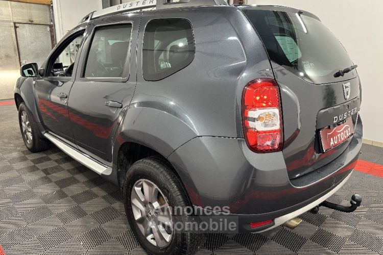 Dacia Duster 1.6 16v 105 4x4 Lauréate +82000KM+ATTELAGE - <small></small> 13.990 € <small>TTC</small> - #5