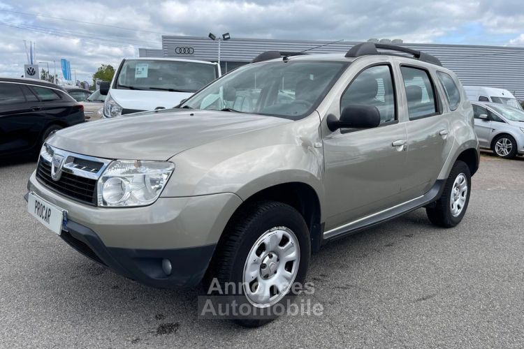 Dacia Duster 1.6 16v 105ch eco² Bioéthanol Lauréate 4X2 1ére MAIN - <small></small> 7.690 € <small>TTC</small> - #1