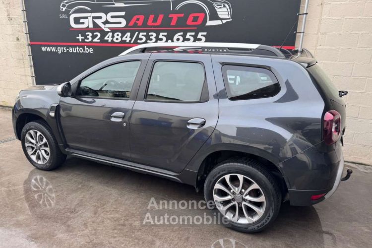 Dacia Duster 1.6 SCe Prestige 1er prop.-navi-carnet-garantie1an - <small></small> 12.490 € <small>TTC</small> - #4