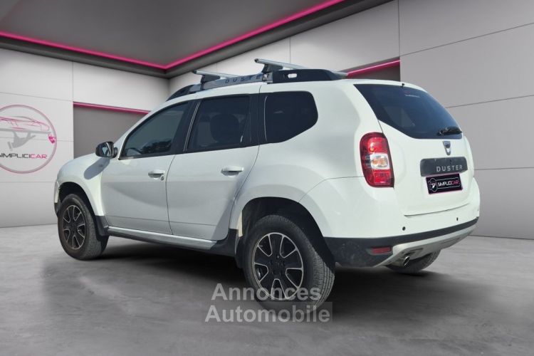 Dacia Duster TCe 125 4x2 Black Touch 2017 / 1 MAIN / SUIVI COMPLET / COURROIE NEUVE / CAMERA RECUL / GARANTIE 12 MOIS - <small></small> 11.980 € <small>TTC</small> - #3