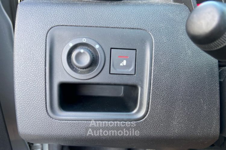 Dacia Duster TCe 130 FAP 4x2 SL Techroad CAMERA /DETECTION ANGLE MORT - GARANTIE 12 MOIS - - <small></small> 14.980 € <small>TTC</small> - #18