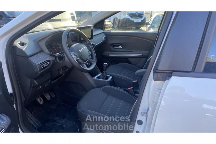 Dacia Jogger 1.0 Tce 110cv 7 places Extrême - <small></small> 19.990 € <small></small> - #14