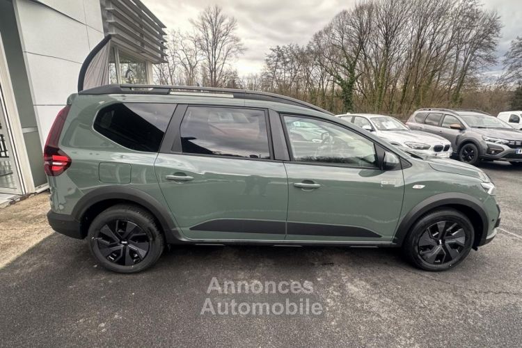 Dacia Jogger 5 pl 1.0 ECO-G - 100 Expression TVA RECUPERABLE + CARPLAY + CAMERA AR - <small></small> 21.990 € <small></small> - #8