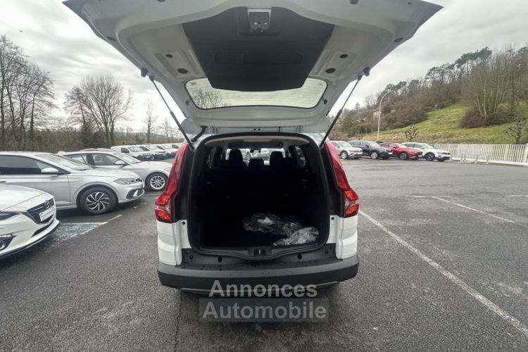 Dacia Jogger 5 pl 1.0 ECO-G - 100 Extrême TVA RECUPERABLE + GPS + CAMERA AR + CARPLAY - <small></small> 22.490 € <small></small> - #33