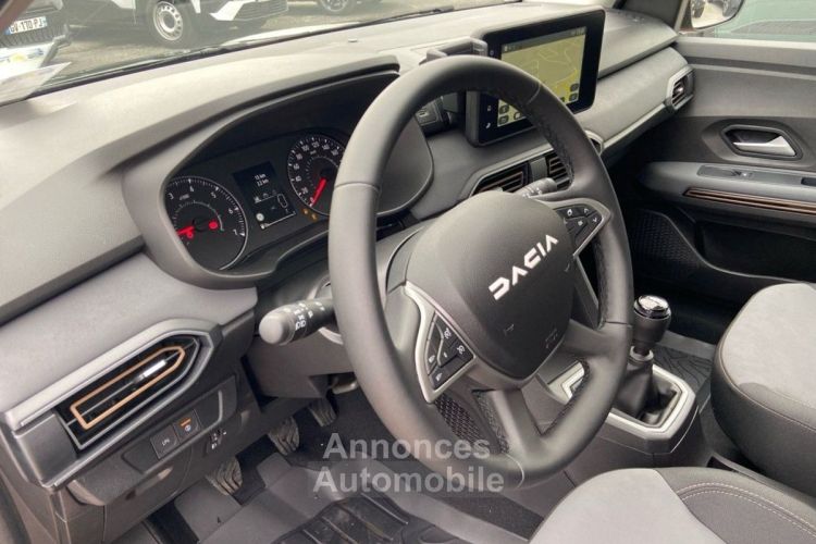 Dacia Jogger ECO-G 100 SL EXTREME + PACK NAVIGATION & CONFORT - <small></small> 21.940 € <small>TTC</small> - #13