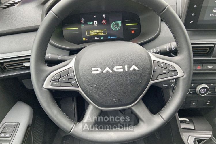 Dacia Jogger HYBRID 140 SL EXTREME + PACK NAVIGATION & CONFORT 7PL - <small></small> 27.480 € <small>TTC</small> - #25