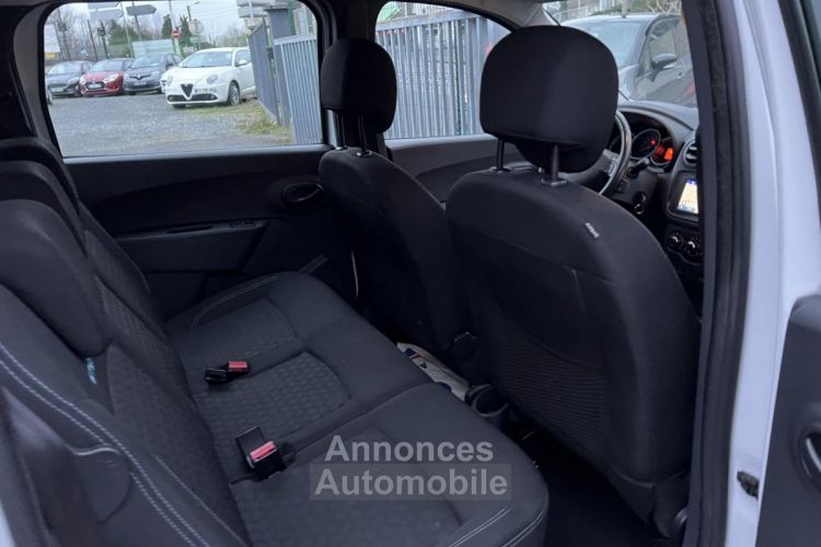 Dacia Lodgy 1.2 TCe - 115 7pl Stepway Gps + Clim - <small></small> 10.990 € <small>TTC</small> - #13