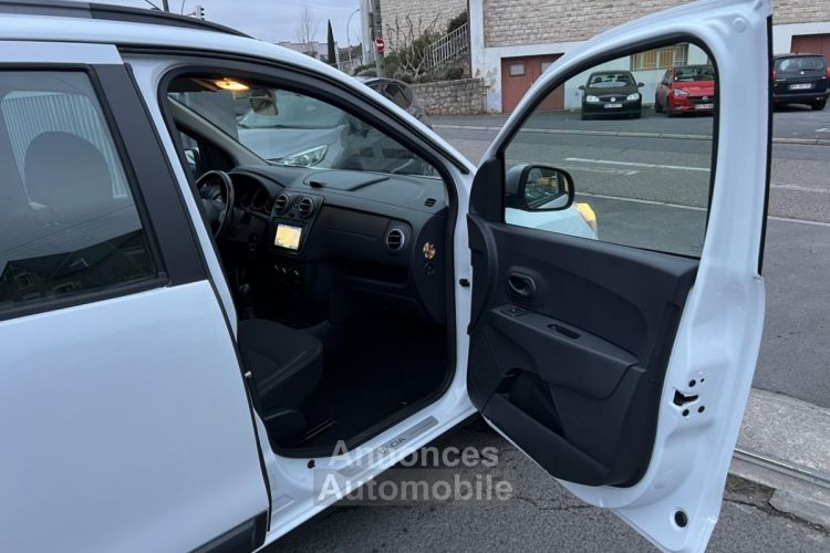 Dacia Lodgy 1.2 TCe - 115 7pl Stepway Gps + Clim - <small></small> 10.990 € <small>TTC</small> - #15