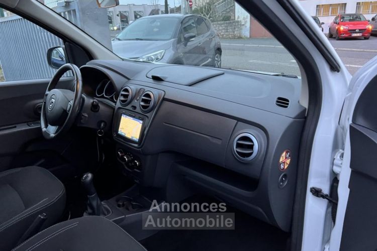 Dacia Lodgy 1.2 TCe - 115 7pl Stepway Gps + Clim - <small></small> 10.990 € <small>TTC</small> - #17