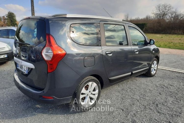 Dacia Lodgy PRESTIGE 162695KMS 1ER MAIN ETAT IRREPROCHABLE 7 PLACES ENTIREMENT RIVISE GARANTIE ... - <small></small> 6.490 € <small>TTC</small> - #4