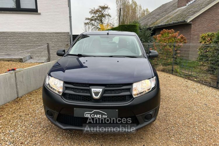 Dacia Logan 1.2i - <small></small> 4.950 € <small>TTC</small> - #2