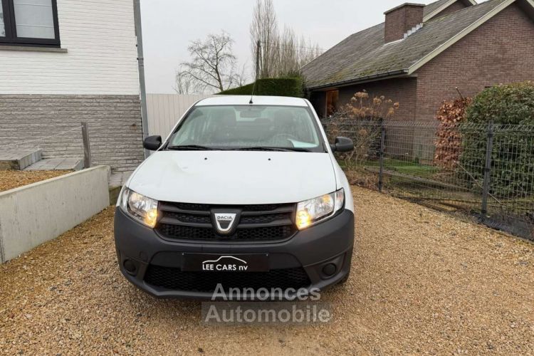 Dacia Logan 1.2i. EEN EIGENAAR - <small></small> 6.750 € <small>TTC</small> - #2