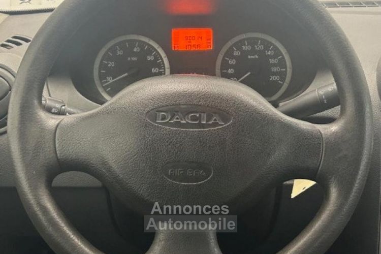 Dacia Logan 1.6 MPI 90CH LAUREATE - <small></small> 5.990 € <small>TTC</small> - #6