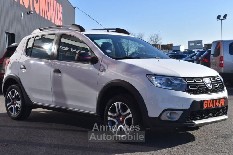 Dacia Sandero 0.9 TCE 90CH TECHROAD - 19 - <small></small> 10.990 € <small>TTC</small> - #20