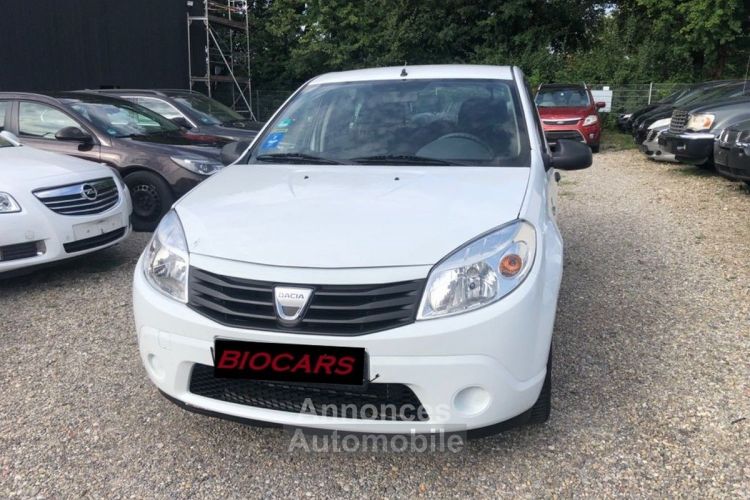 Dacia Sandero 1.2 Live - <small></small> 3.700 € <small>TTC</small> - #2