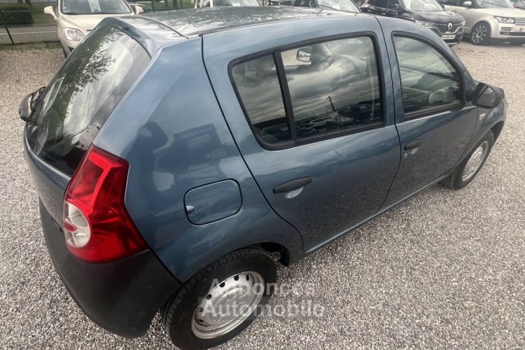 Dacia Sandero 1.4 MPI 75 Ambiance - <small></small> 3.900 € <small>TTC</small> - #23