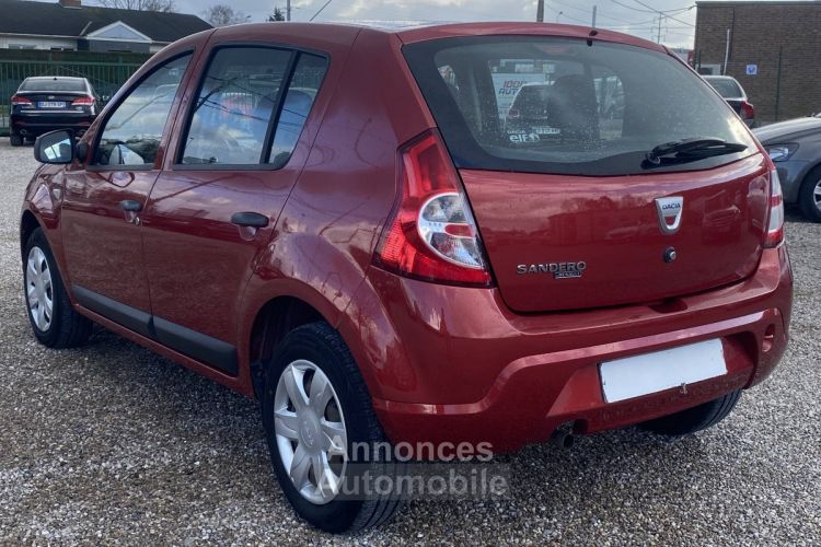 Dacia Sandero 1.4 MPI 75 GPL Lauréate - <small></small> 4.990 € <small>TTC</small> - #5