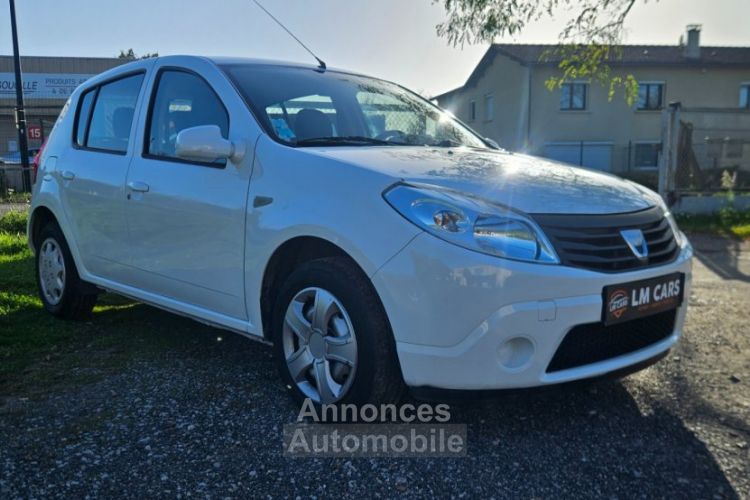 Dacia Sandero 1.4 MPI Ambiance - <small></small> 3.990 € <small>TTC</small> - #2