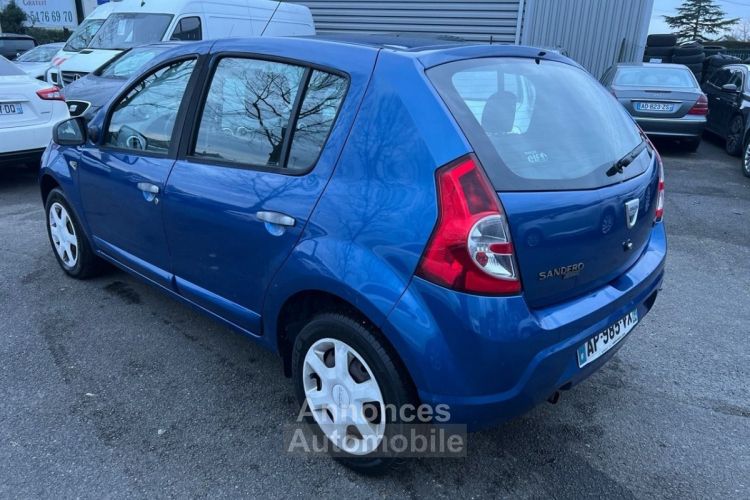 Dacia Sandero 1.5 DCI 70CH LAUREATE - <small></small> 4.990 € <small>TTC</small> - #3