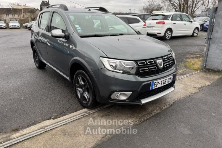 Dacia Sandero 1.5 dCi - 90 Bva Stepway Gps + Clim + Radar AR - <small></small> 12.490 € <small>TTC</small> - #7