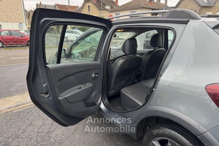 Dacia Sandero 1.5 dCi - 90 Bva Stepway Gps + Clim + Radar AR - <small></small> 12.490 € <small>TTC</small> - #19