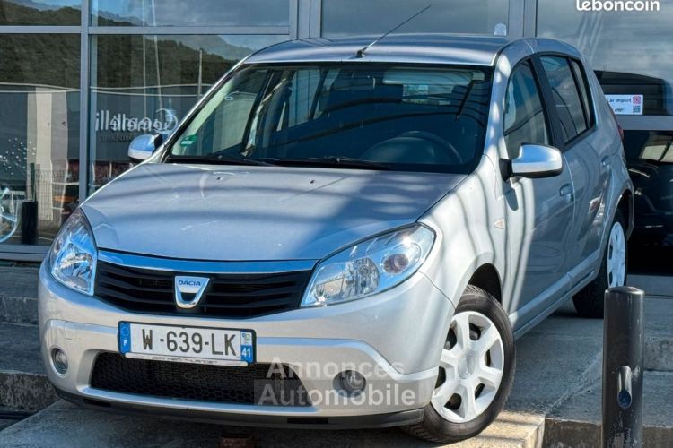 Dacia Sandero 1.6l - <small></small> 3.990 € <small>TTC</small> - #1