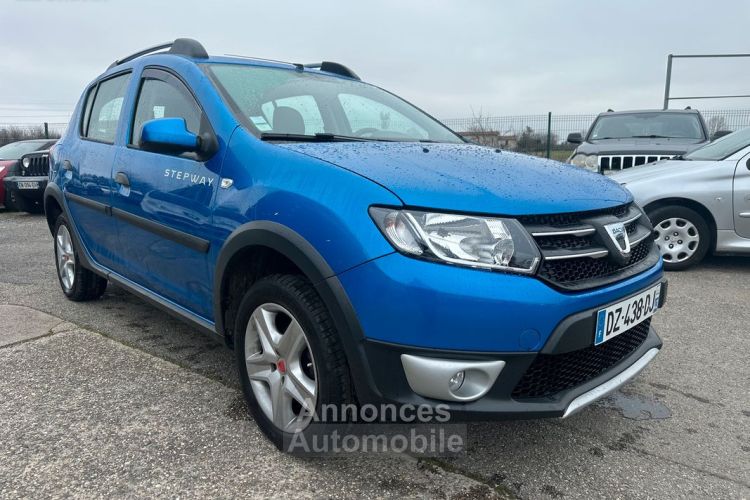 Dacia Sandero 90 cv stepway faible km critair 1 - <small></small> 9.990 € <small>TTC</small> - #2