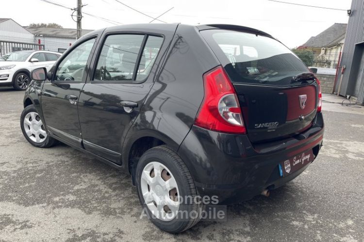 Dacia Sandero Black-Line GPL 2010 1.4 MPI - <small></small> 5.490 € <small>TTC</small> - #6