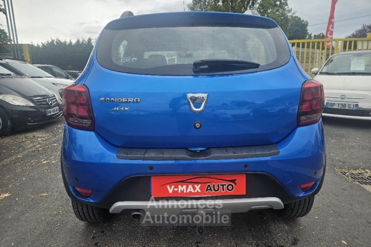 Dacia Sandero dCi 90 Stepway - <small></small> 11.990 € <small>TTC</small> - #3