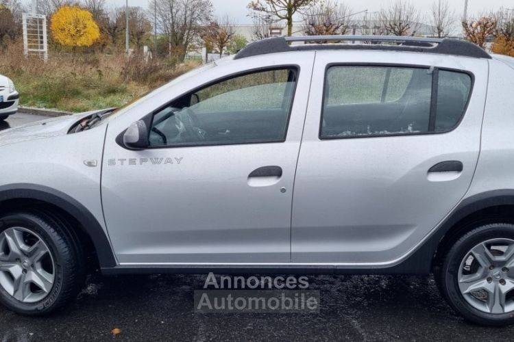 Dacia Sandero II (B52) 0.9 TCe 90ch Stepway Navy - <small></small> 8.990 € <small>TTC</small> - #8