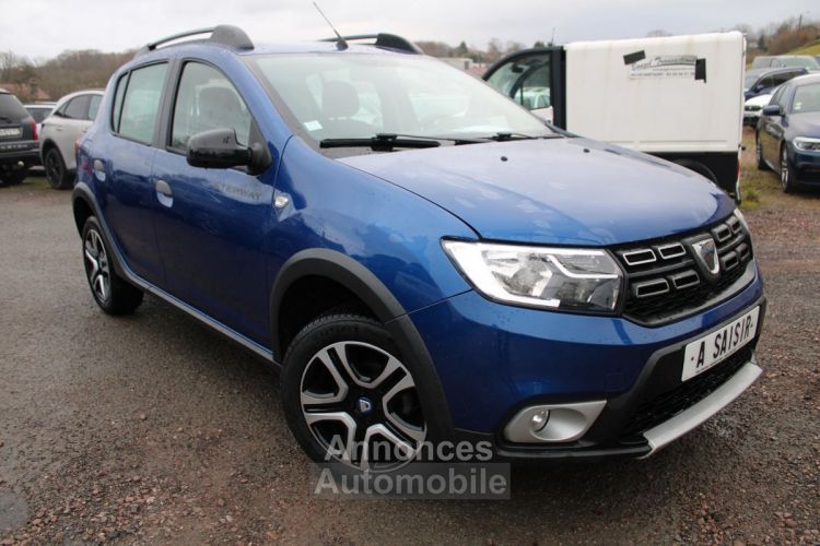 Dacia Sandero III STEPWAY 95 CV 1L5 BLUEDCI ANNIVERSAIRE CAMÉRA GPS USB ABS BLUETOOTH REGULATEUR - <small></small> 12.990 € <small>TTC</small> - #1