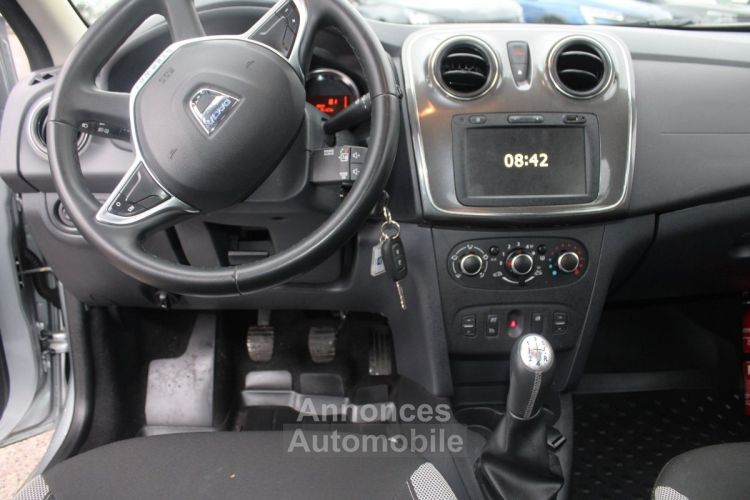 Dacia Sandero III STEPWAY 95 CV 1L5 BLUEDCI CAMÉRA GPS RÉGULATEUR BLUETOOTH ABS LEDS USB ACCOUDOIR - <small></small> 12.100 € <small>TTC</small> - #7