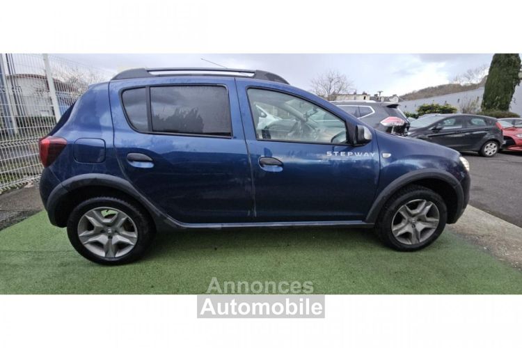 Dacia Sandero STEPWAY 0.9 TCE 90 PRESTIGE EASY-R BVA - <small></small> 10.990 € <small>TTC</small> - #4