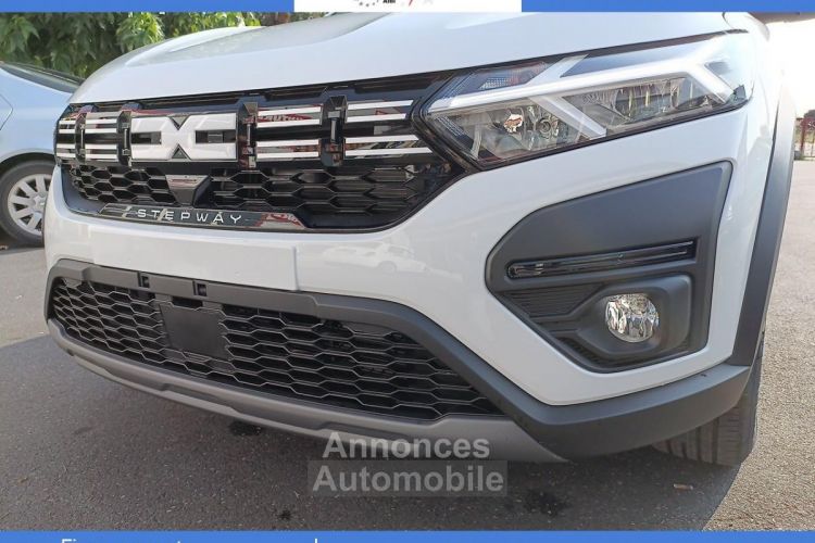 Dacia Sandero STEPWAY EXPRESSION PLUS 1.0 TCE 90 JANTES ALU 16+PK CONFORT+CLIM AUTO - <small></small> 18.280 € <small></small> - #6