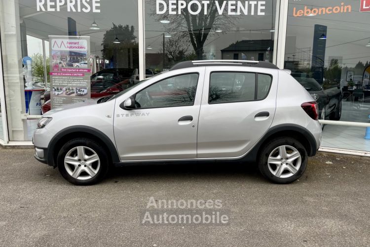 Dacia Sandero TCe 90 E6 Stepway Prestige - <small></small> 12.490 € <small>TTC</small> - #3